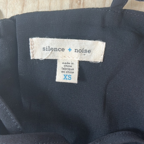 NWOT Urban Outfitters XS Black Mini Dress with Tie front Grommet Detail - Picture 4 of 4